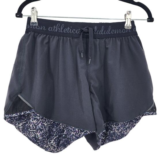 Lululemon Choose a Side 3" Reversible Black or Printed Shorts Size 8 - Picture 6 of 6